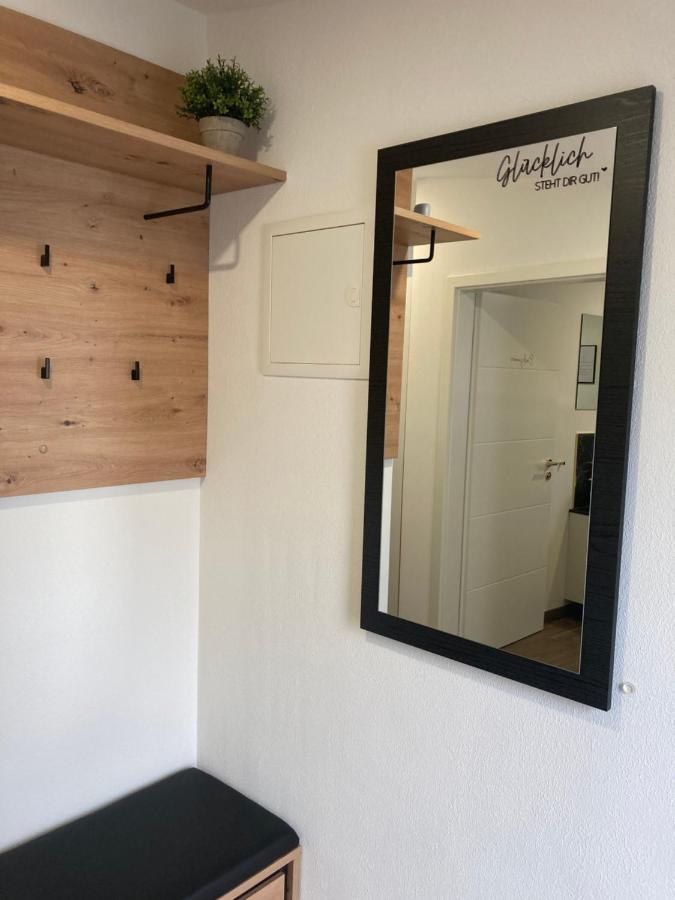 Moderne Ferienwohnung Mit Balkon Herxheim Exterior foto